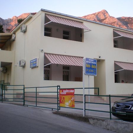 Studio Apartments Marija With Private Parking Makarska Exterior photo