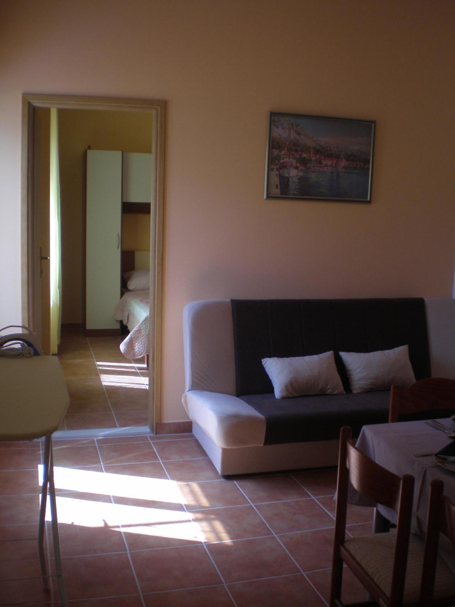 Studio Apartments Marija With Private Parking Makarska Room photo
