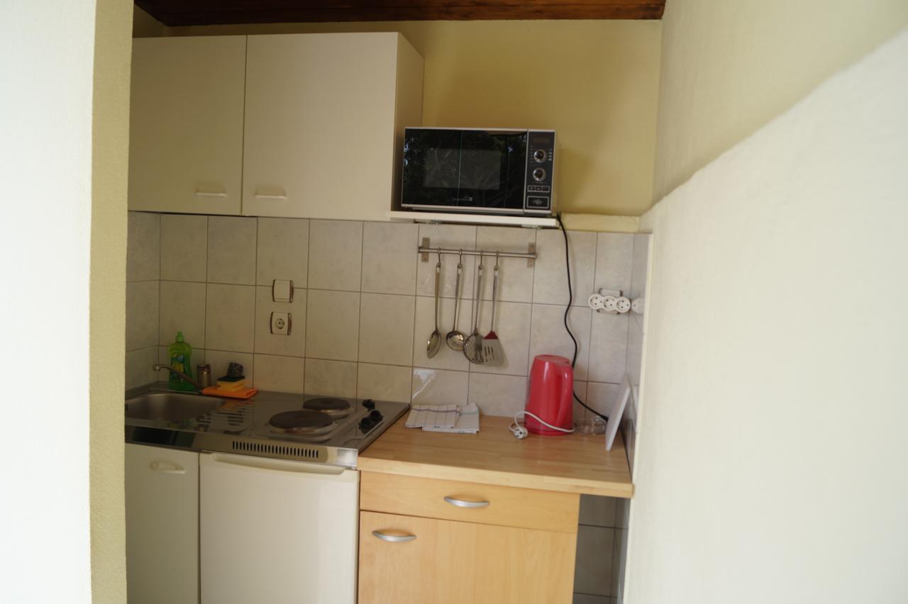 Studio Apartments Marija With Private Parking Makarska Exterior photo